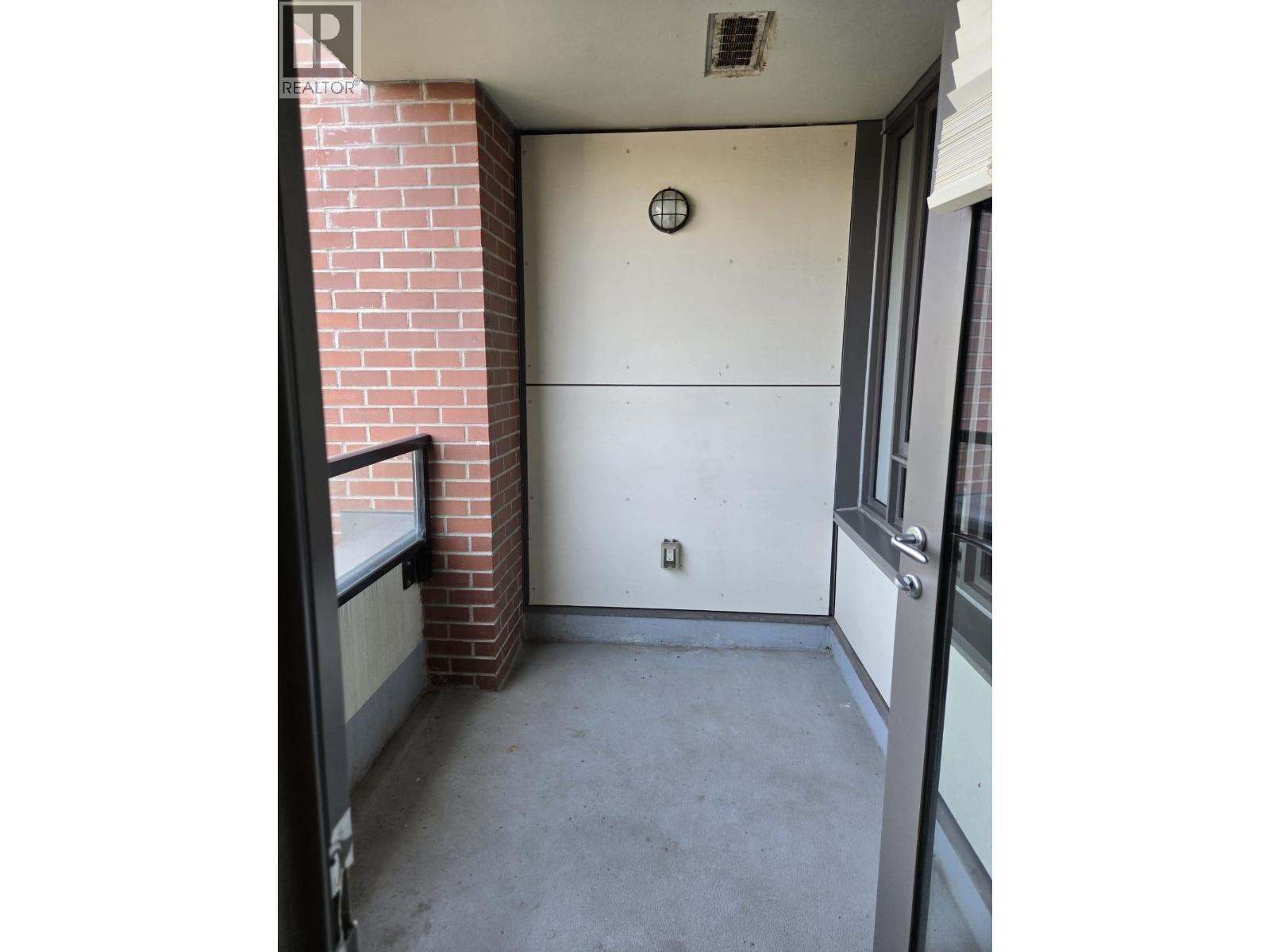 512 2689 Kingsway, Vancouver, British Columbia  V5R 0C3 - Photo 11 - R3061247