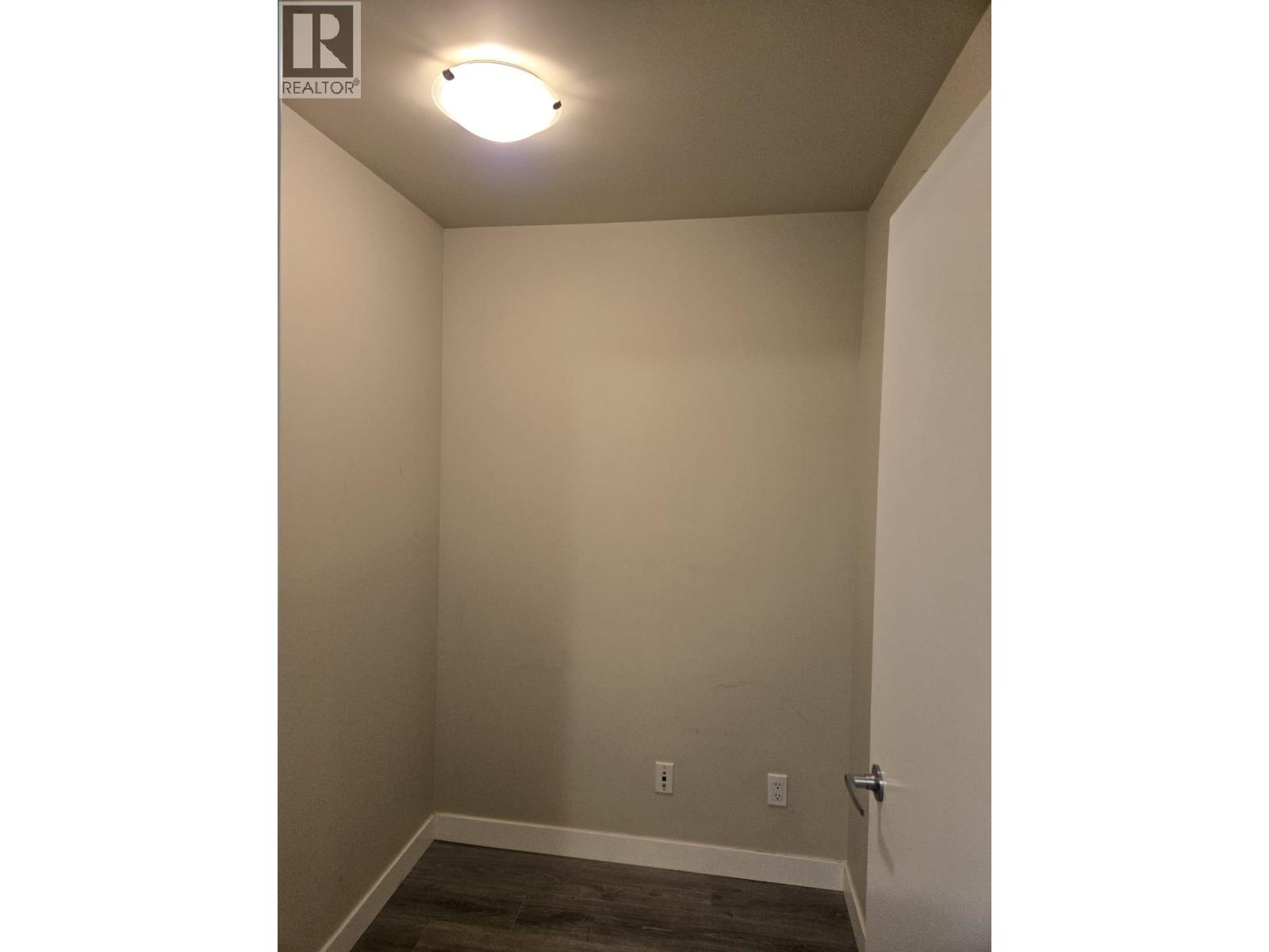 512 2689 Kingsway, Vancouver, British Columbia  V5R 0C3 - Photo 8 - R3061247