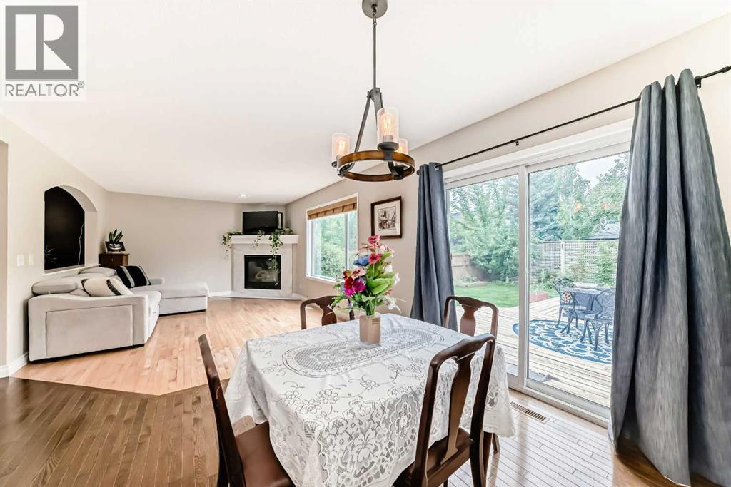 54 Cougarstone Mews Sw, Calgary, Alberta  T3H 5A2 - Photo 11 - A2253052