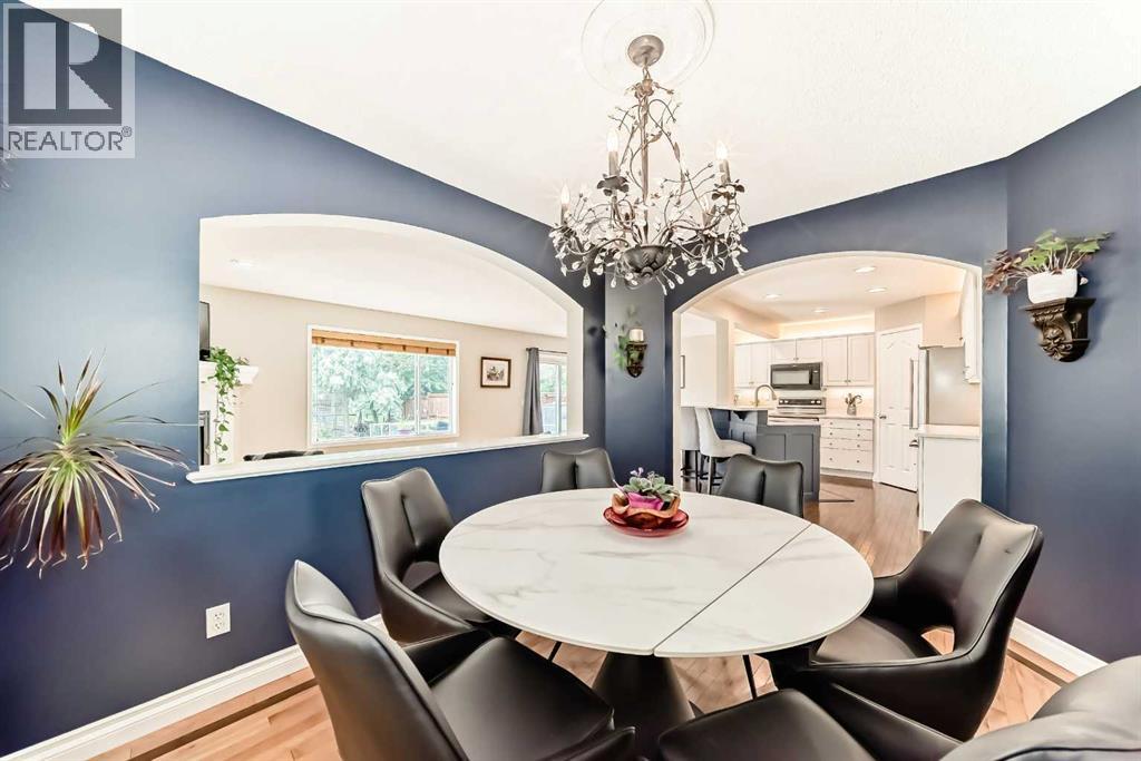 54 Cougarstone Mews Sw, Calgary, Alberta  T3H 5A2 - Photo 13 - A2253052