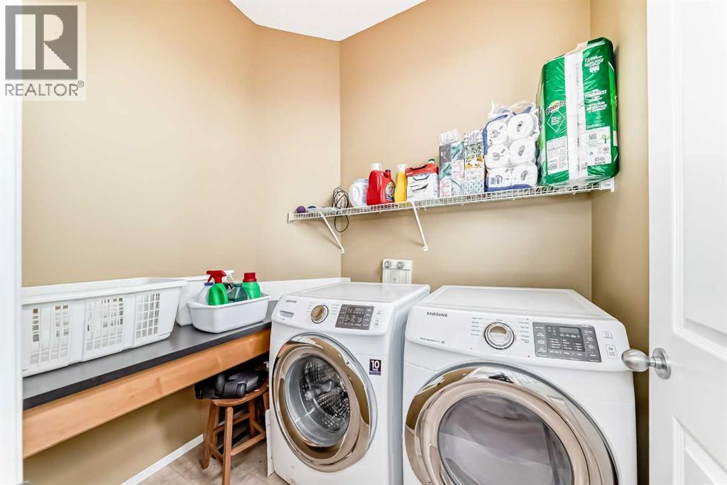 54 Cougarstone Mews Sw, Calgary, Alberta  T3H 5A2 - Photo 16 - A2253052