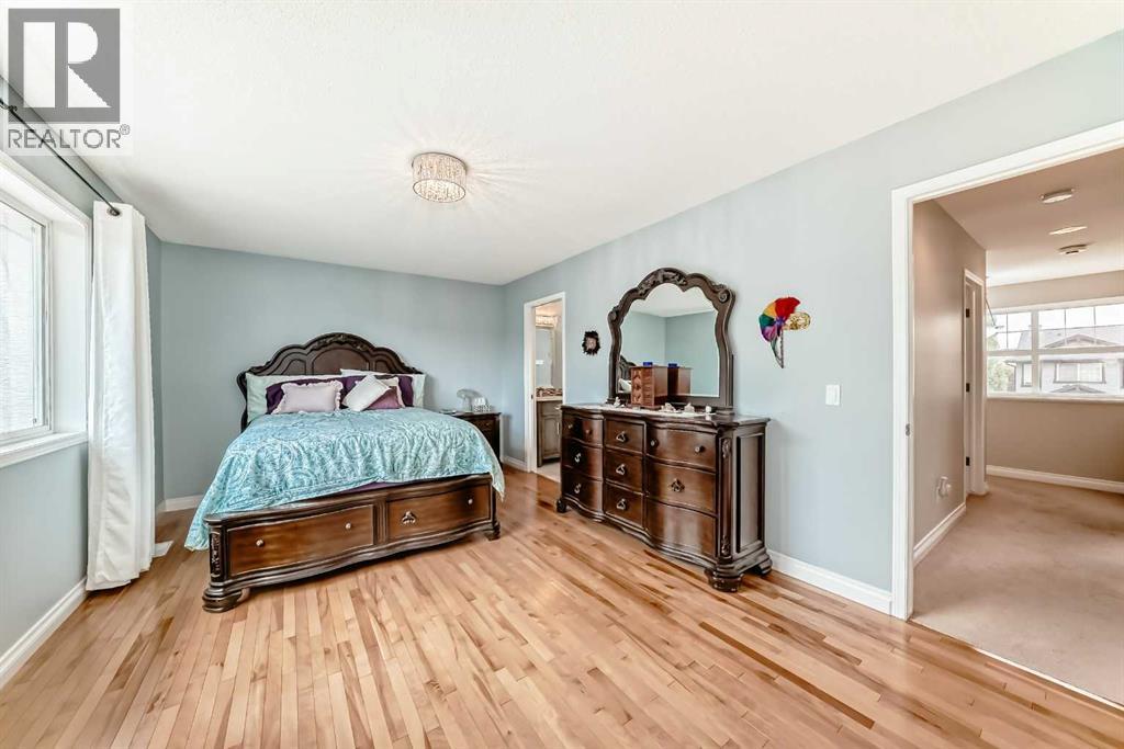 54 Cougarstone Mews Sw, Calgary, Alberta  T3H 5A2 - Photo 19 - A2253052