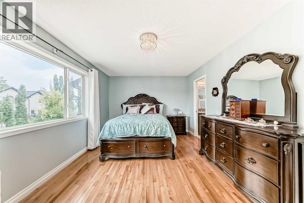 54 Cougarstone Mews Sw, Calgary, Alberta  T3H 5A2 - Photo 18 - A2253052