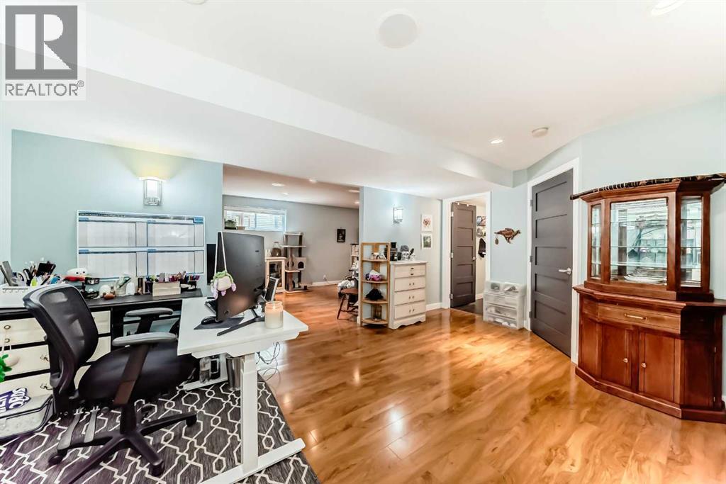 54 Cougarstone Mews Sw, Calgary, Alberta  T3H 5A2 - Photo 29 - A2253052