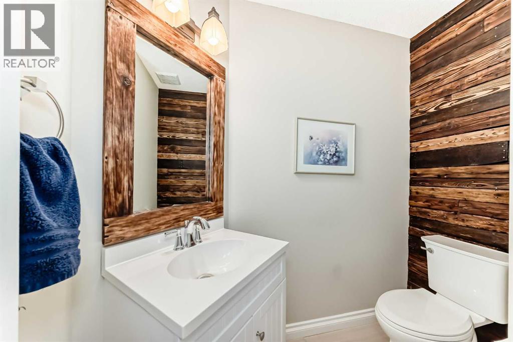 54 Cougarstone Mews Sw, Calgary, Alberta  T3H 5A2 - Photo 14 - A2253052