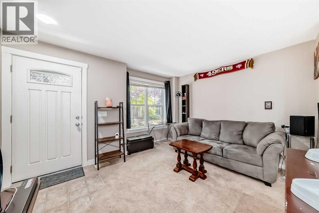 1130 Mckenzie Towne Row Se, Calgary, Alberta  T2Z 1E2 - Photo 4 - A2254511