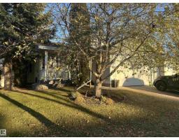 158 MEADOWVIEW DR Clarkdale Meadows