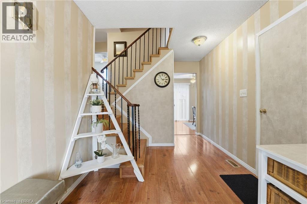 36 King's Hill Lane, Brantford, Ontario  N3T 6A4 - Photo 4 - 40781540