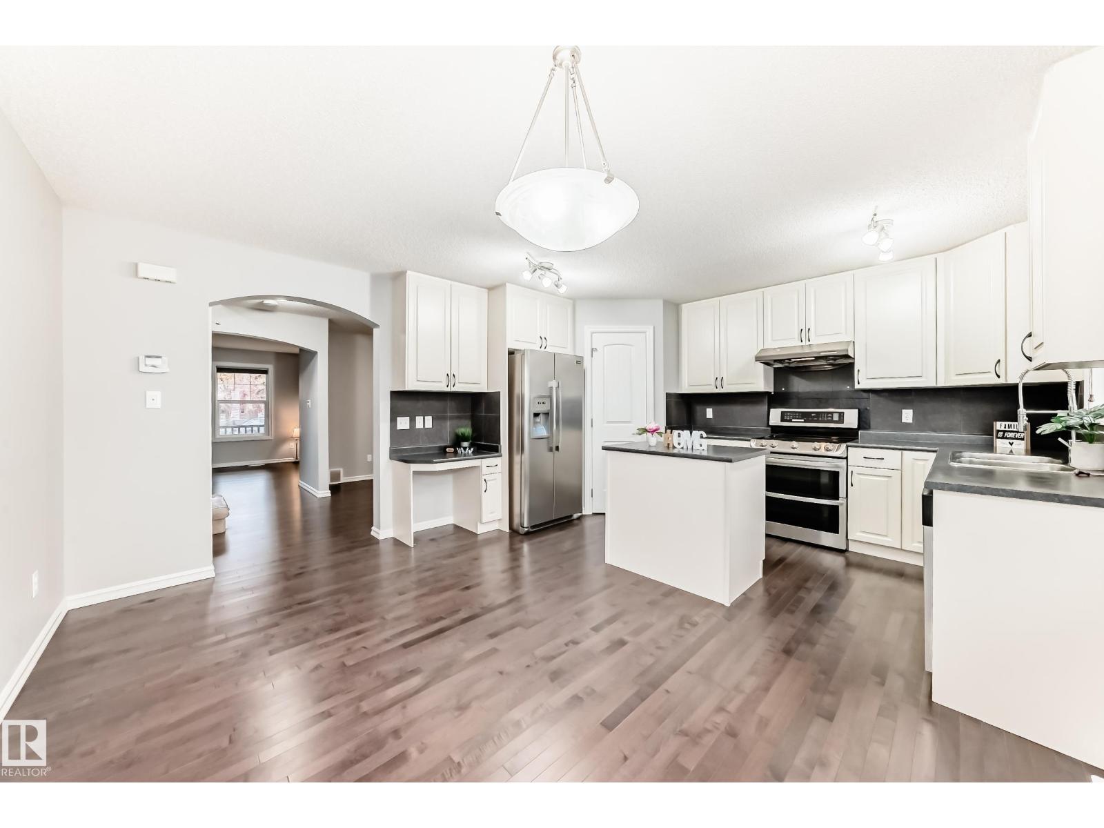 1515 Towne Centre Bv Nw, Edmonton, Alberta  T6R 0P4 - Photo 13 - E4463127