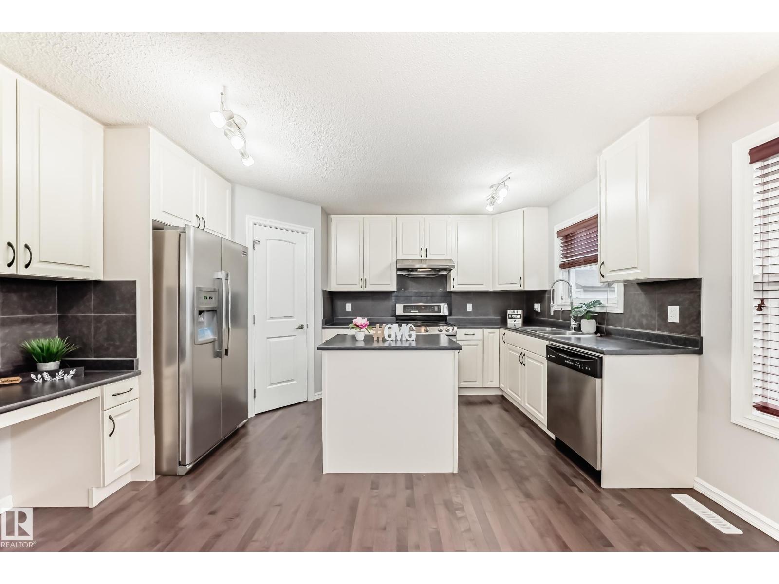 1515 Towne Centre Bv Nw, Edmonton, Alberta  T6R 0P4 - Photo 15 - E4463127