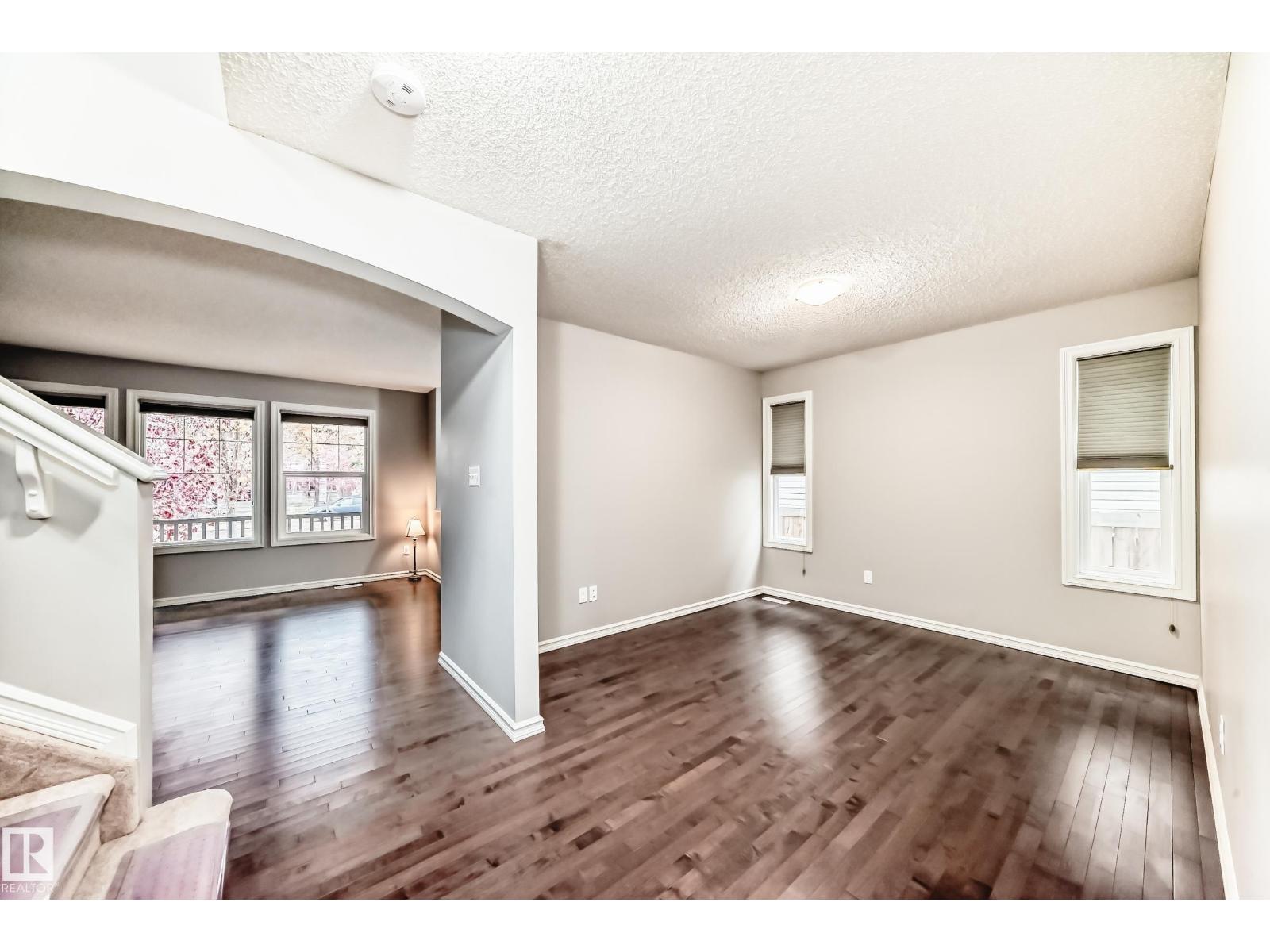 1515 Towne Centre Bv Nw, Edmonton, Alberta  T6R 0P4 - Photo 21 - E4463127