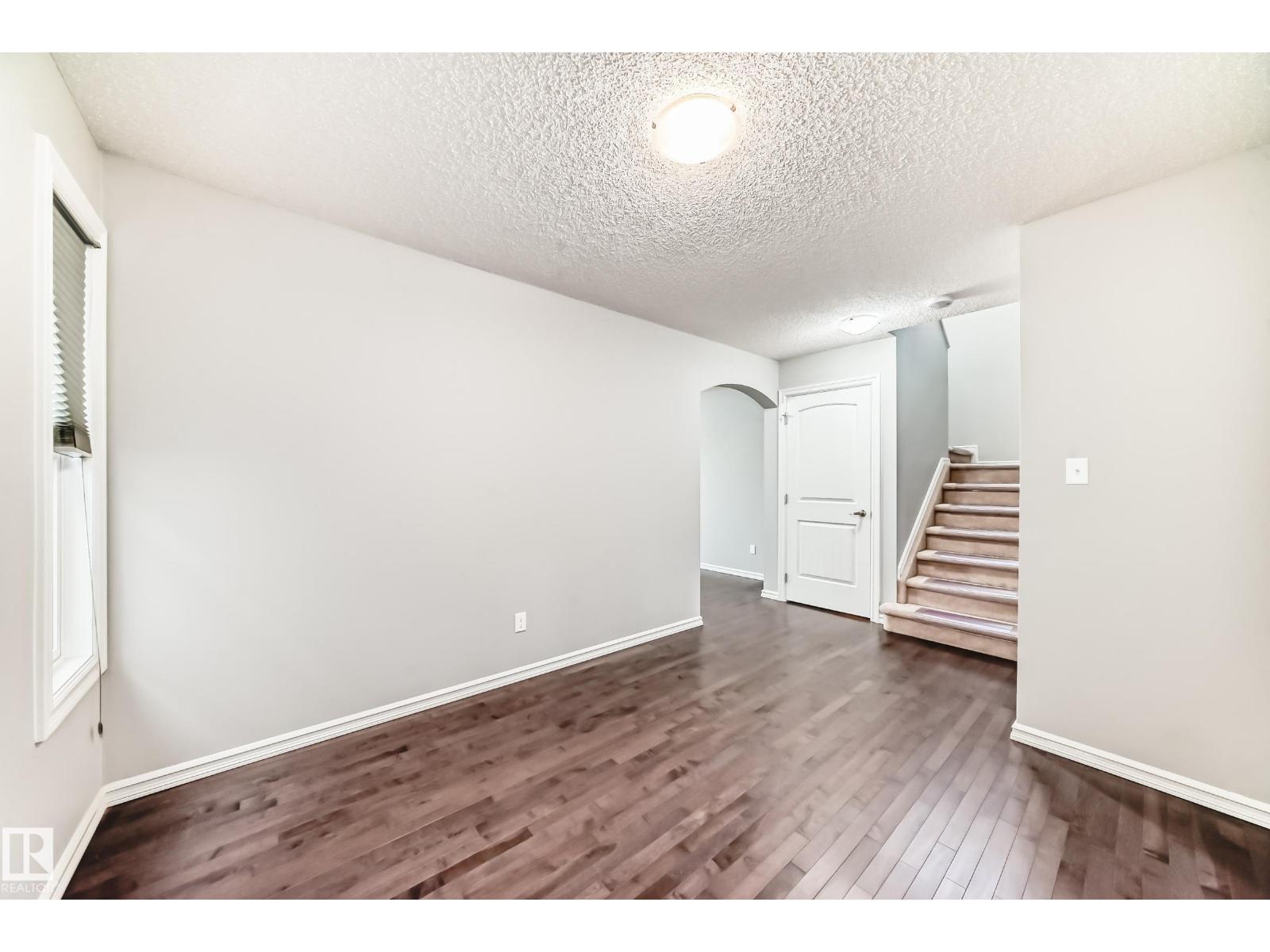1515 Towne Centre Bv Nw, Edmonton, Alberta  T6R 0P4 - Photo 24 - E4463127