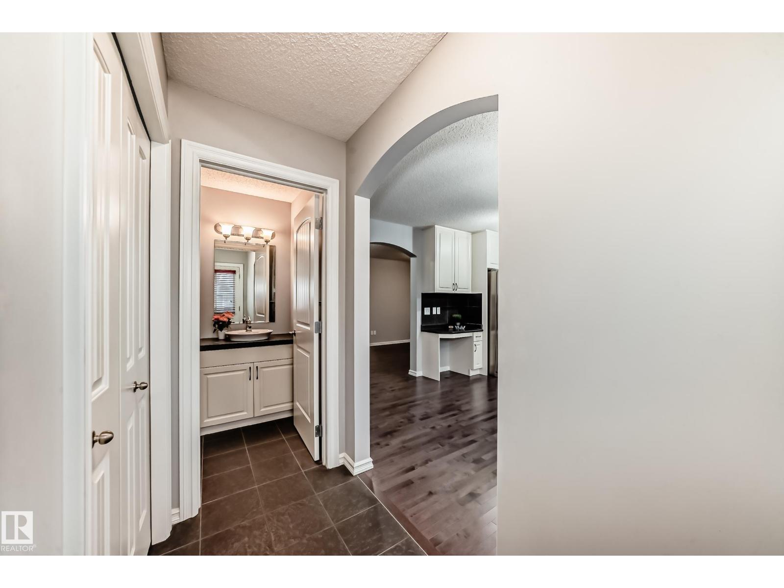 1515 Towne Centre Bv Nw, Edmonton, Alberta  T6R 0P4 - Photo 25 - E4463127