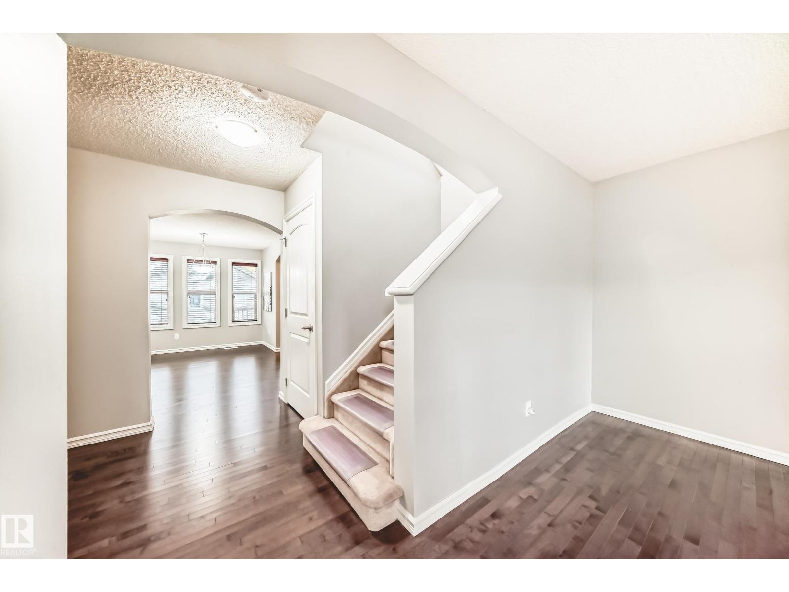 1515 Towne Centre Bv Nw, Edmonton, Alberta  T6R 0P4 - Photo 28 - E4463127
