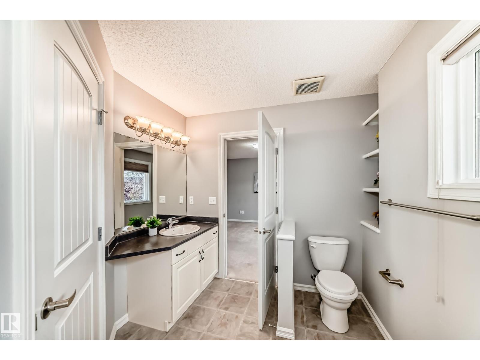 1515 Towne Centre Bv Nw, Edmonton, Alberta  T6R 0P4 - Photo 35 - E4463127