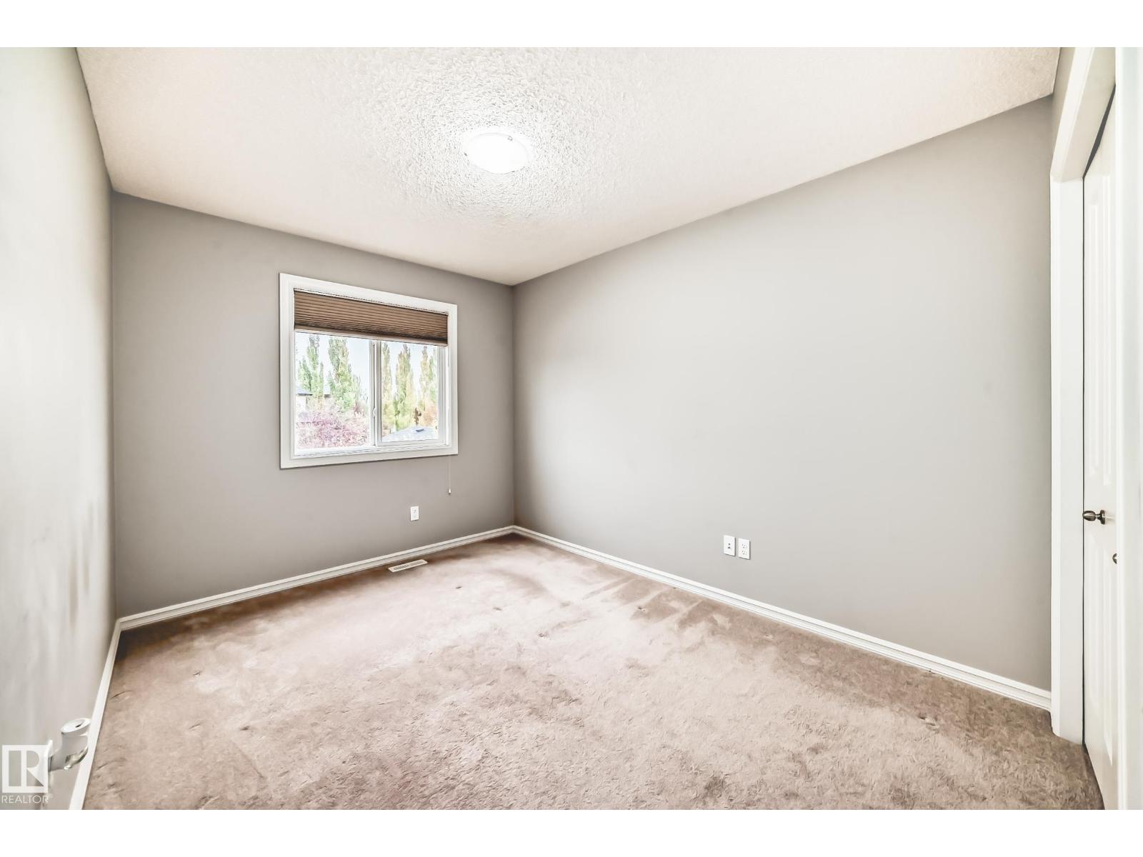 1515 Towne Centre Bv Nw, Edmonton, Alberta  T6R 0P4 - Photo 40 - E4463127