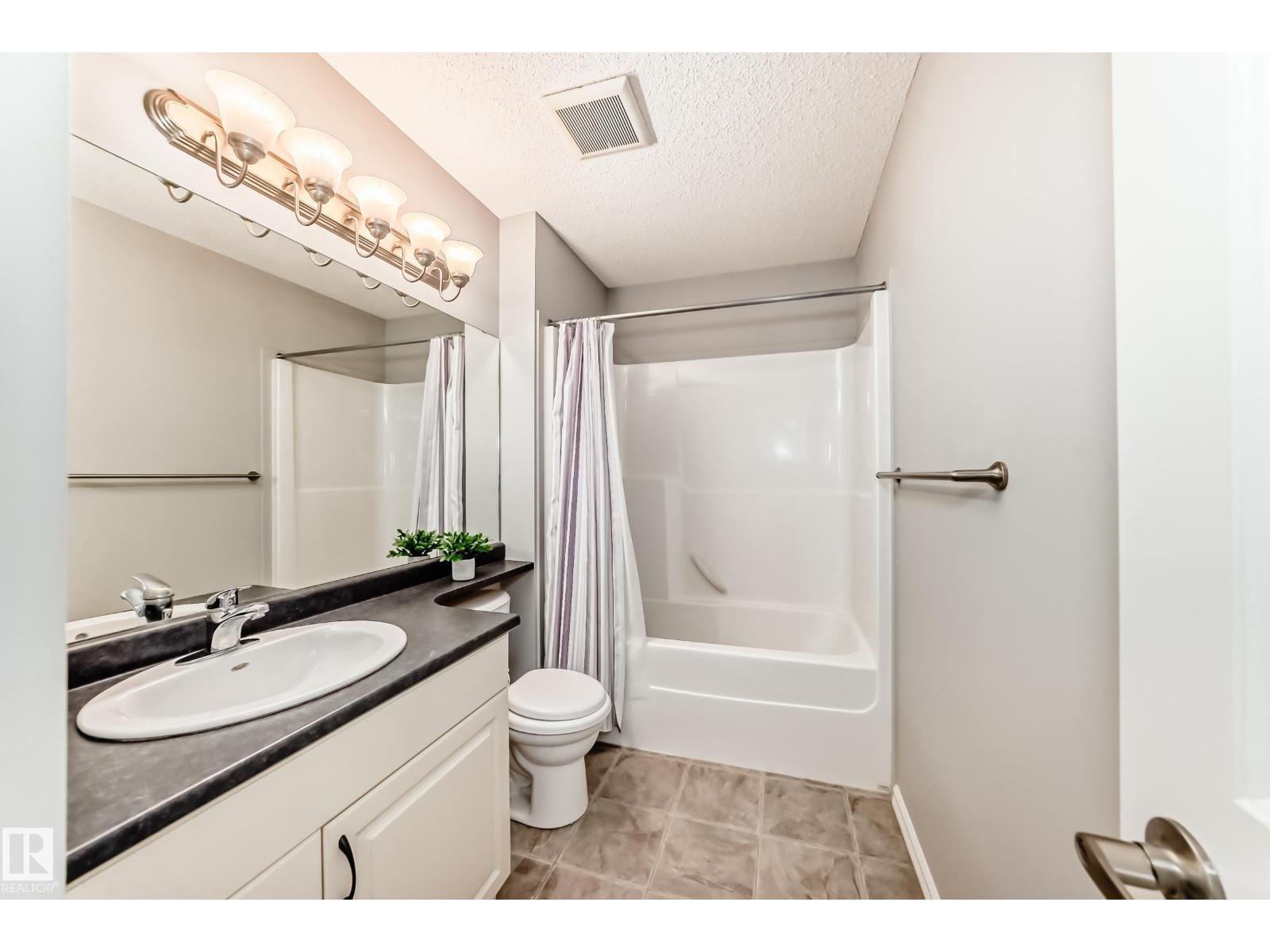 1515 Towne Centre Bv Nw, Edmonton, Alberta  T6R 0P4 - Photo 44 - E4463127