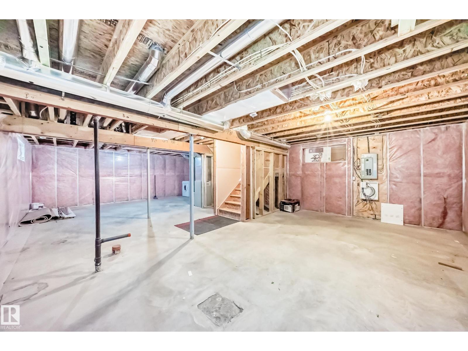 1515 Towne Centre Bv Nw, Edmonton, Alberta  T6R 0P4 - Photo 48 - E4463127