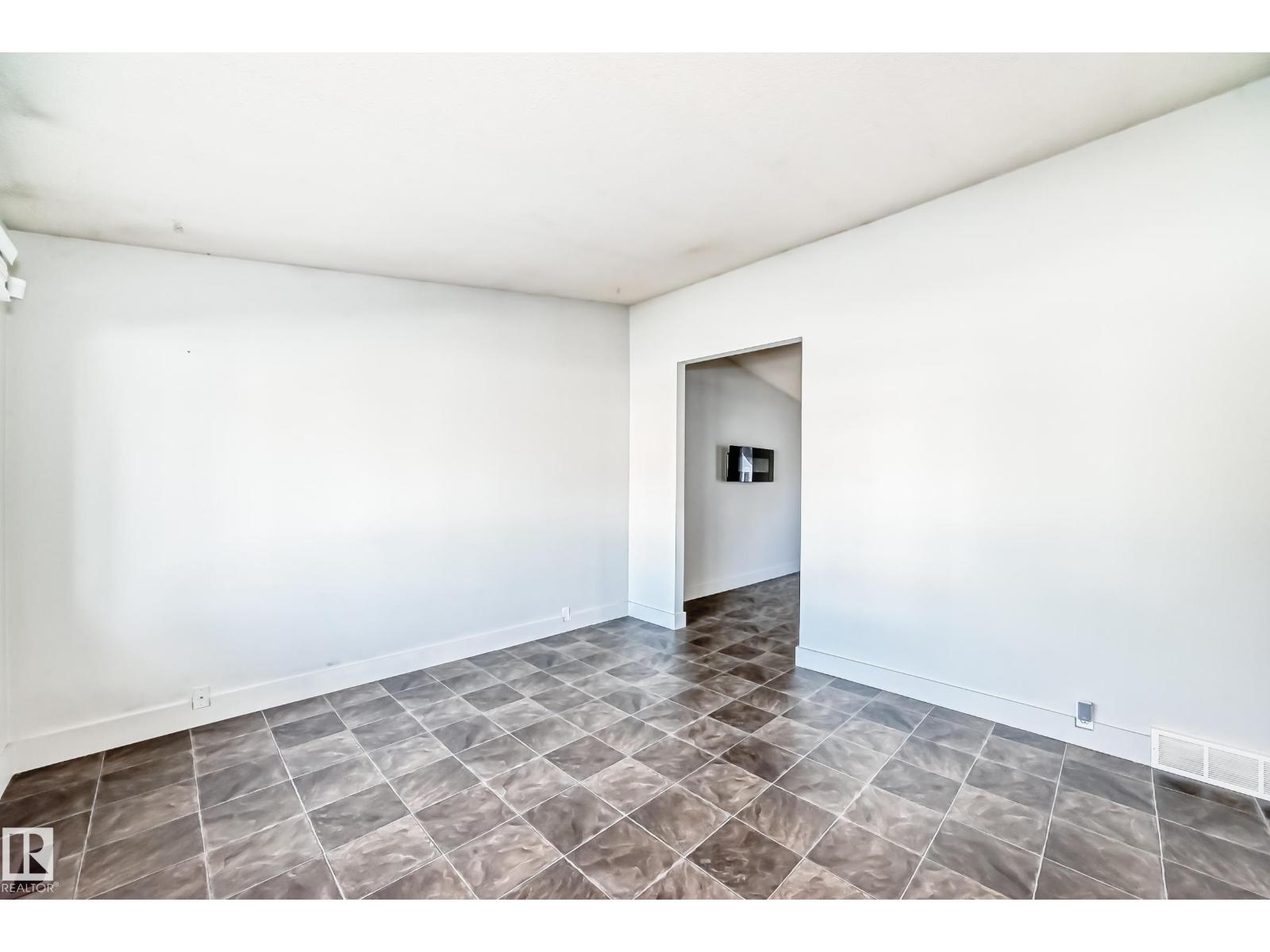 18215 80a Av Nw, Edmonton, Alberta  T5T 0V4 - Photo 7 - E4463129