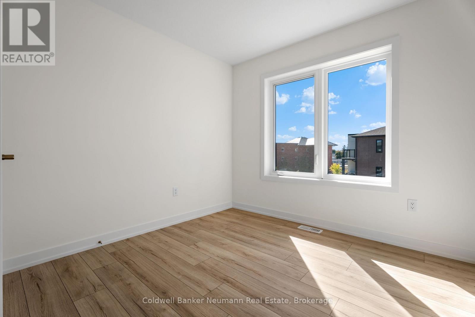 43 - 940 David Street N, Centre Wellington, Ontario  N1M 0L7 - Photo 23 - X12477357