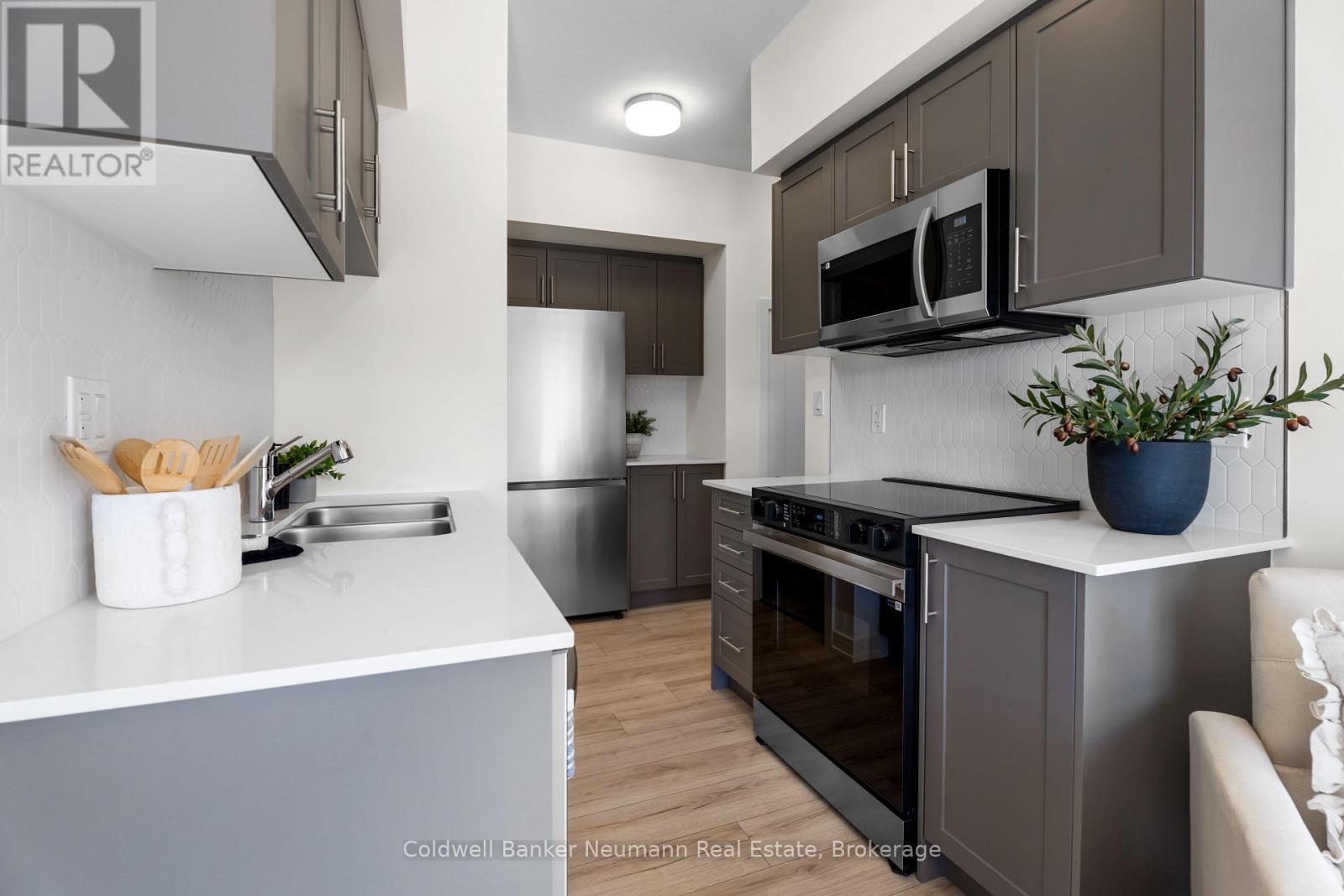 43 - 940 David Street N, Centre Wellington, Ontario  N1M 0L7 - Photo 4 - X12477357