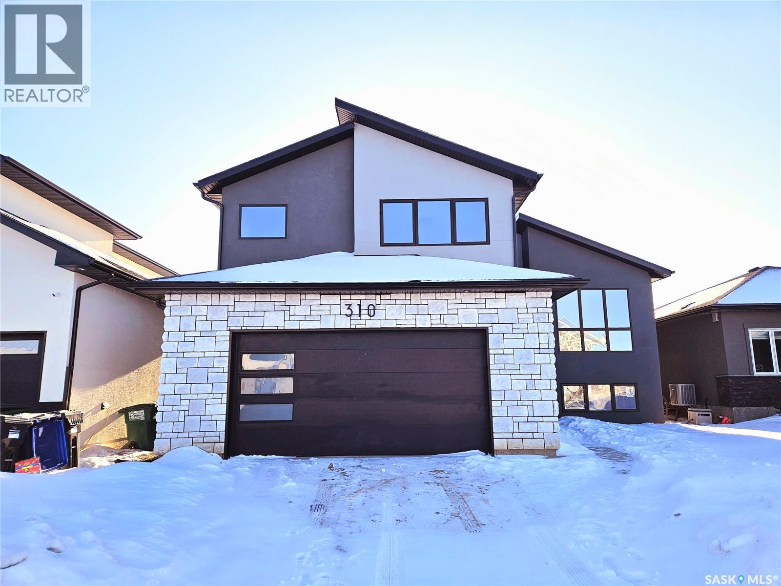 310 Flynn MANOR, Saskatoon, Saskatchewan