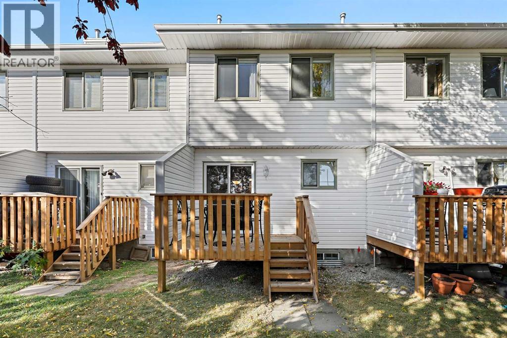 64 Abbeydale Villas Ne, Calgary, Alberta  T2A 7P6 - Photo 34 - A2263228