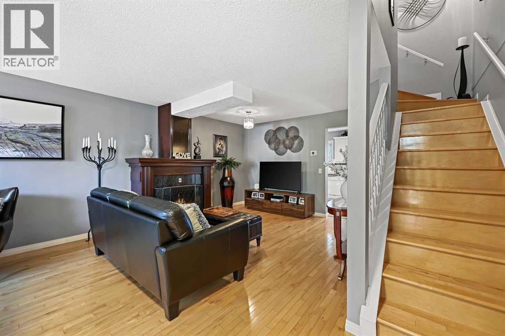 64 Abbeydale Villas Ne, Calgary, Alberta  T2A 7P6 - Photo 8 - A2263228