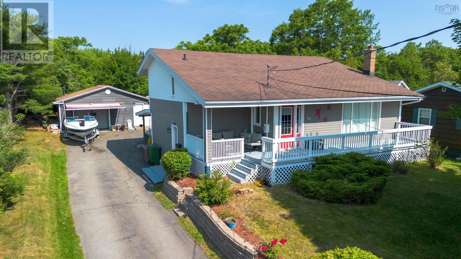 56 Holic Avenue, North Sydney, Nova Scotia  B2A 3R8 - Photo 2 - 202526382