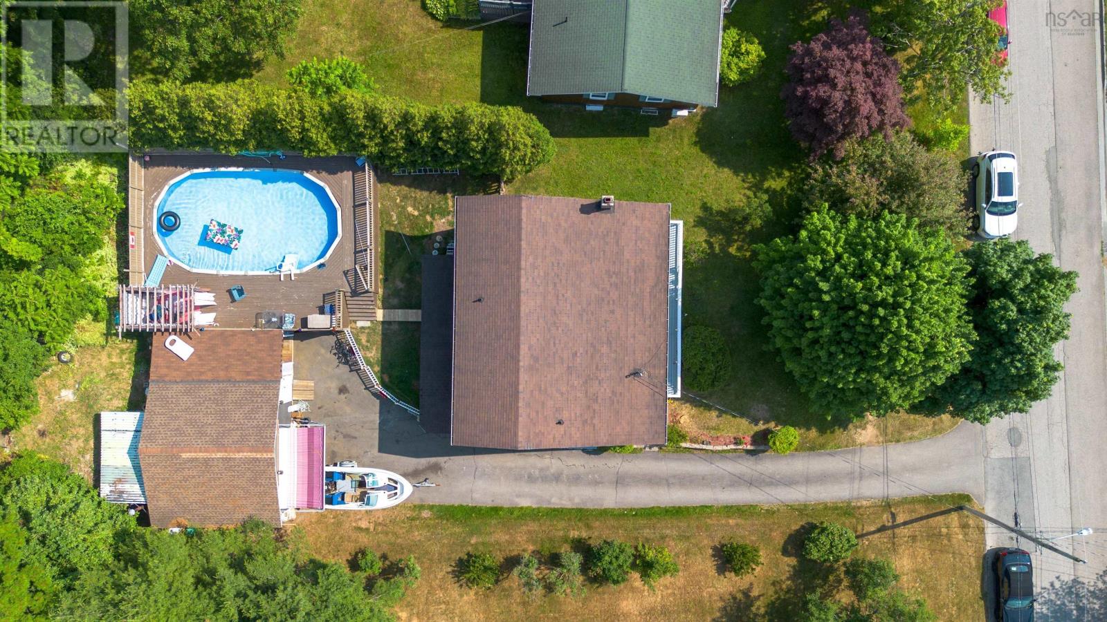 56 Holic Avenue, North Sydney, Nova Scotia  B2A 3R8 - Photo 4 - 202526382