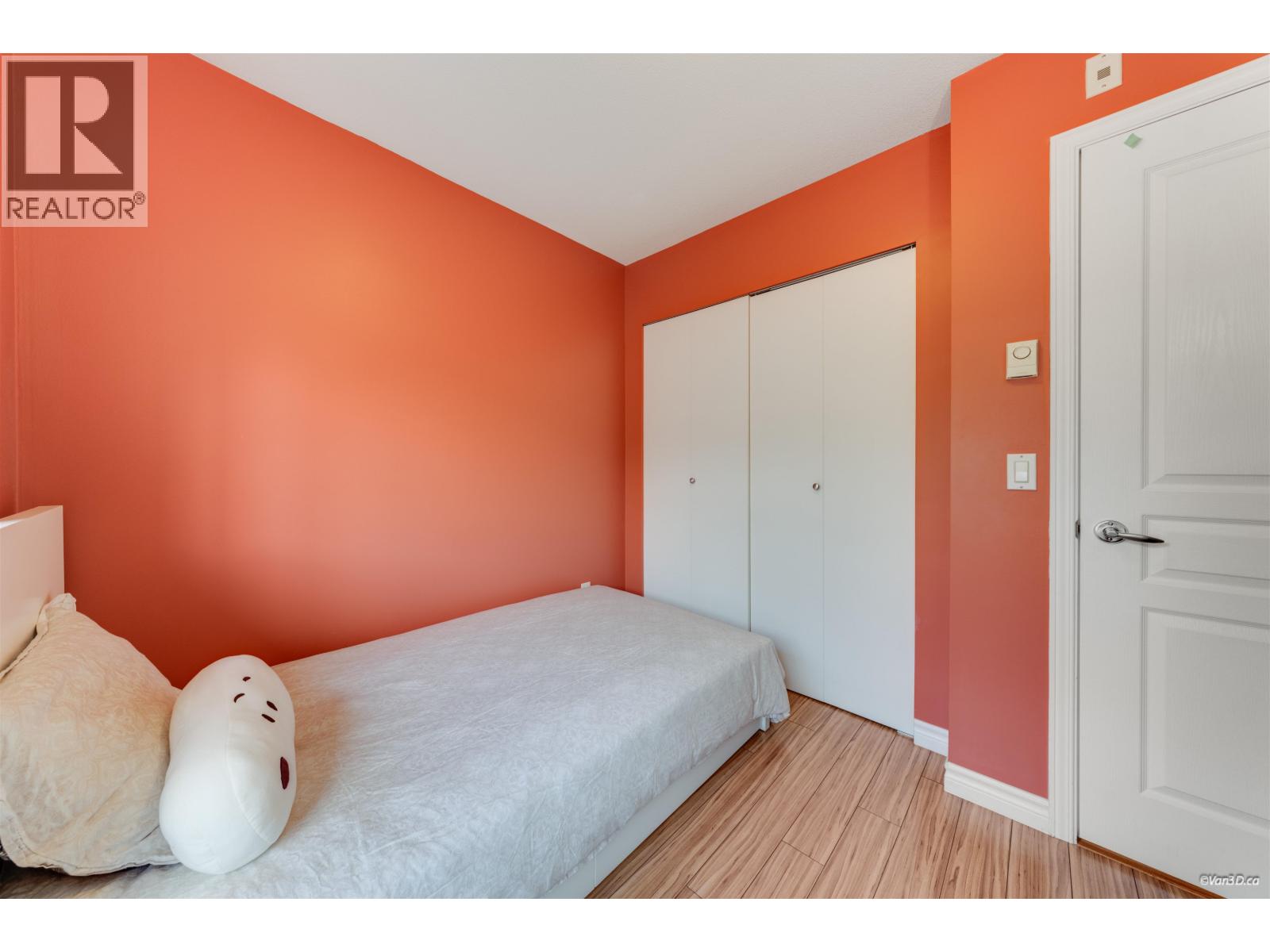 7371 Magnolia Terrace, Burnaby, British Columbia  V5E 4M3 - Photo 17 - R3060391