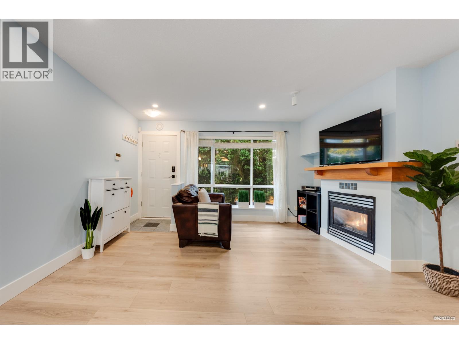 7371 MAGNOLIA TERRACE, Burnaby, British Columbia