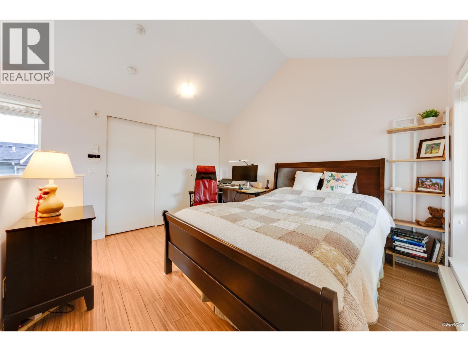 7371 Magnolia Terrace, Burnaby, British Columbia  V5E 4M3 - Photo 20 - R3060391