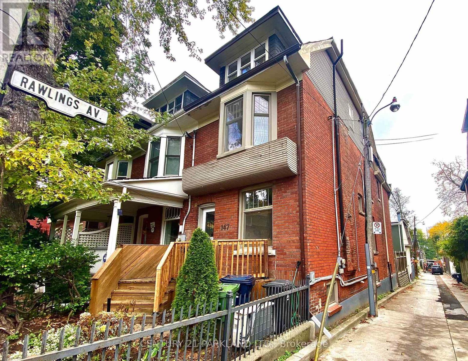 147 Winchester Street, Toronto, Ontario  M4X 1B5 - Photo 1 - C12477315