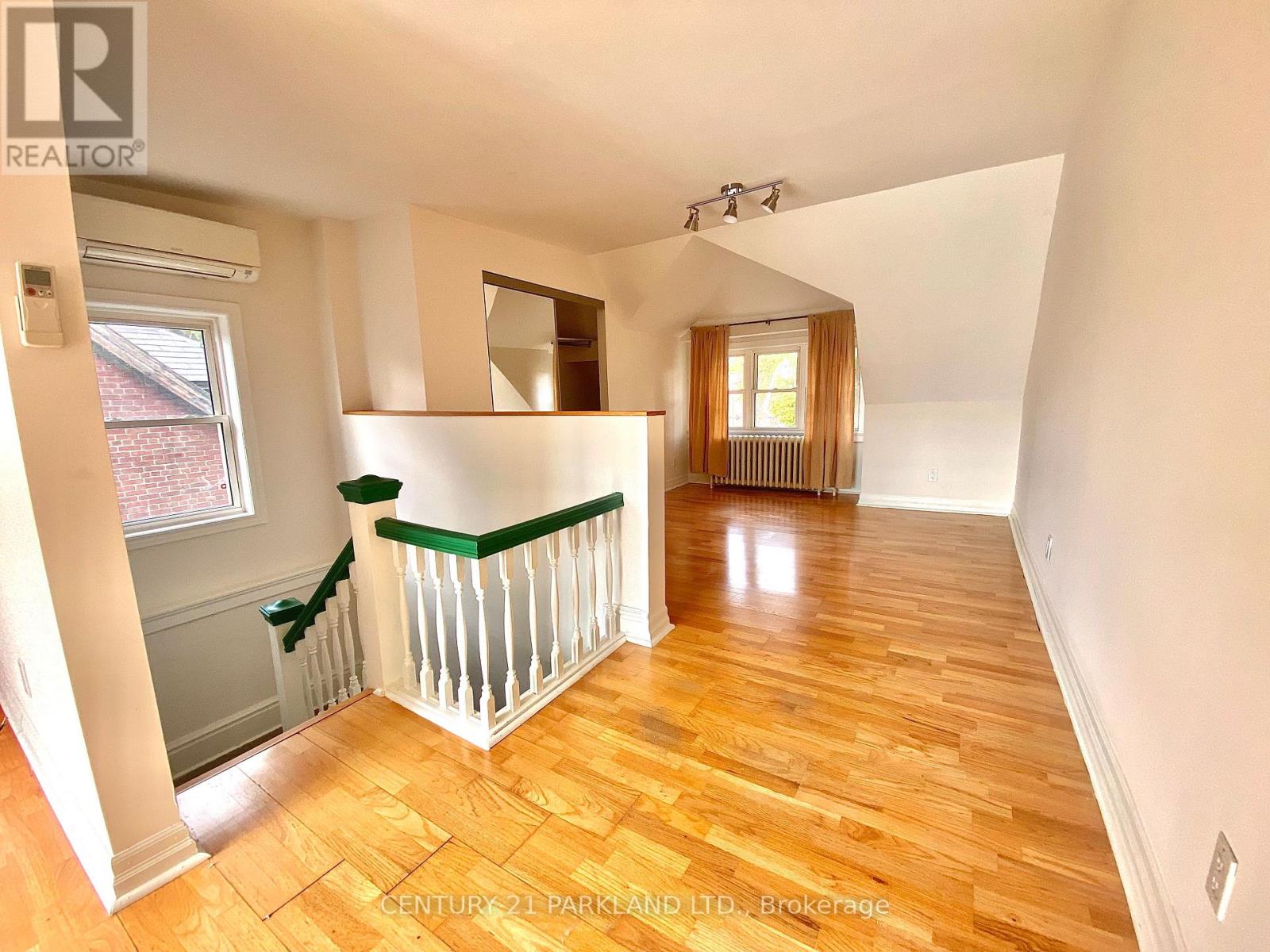 147 Winchester Street, Toronto, Ontario  M4X 1B5 - Photo 10 - C12477315