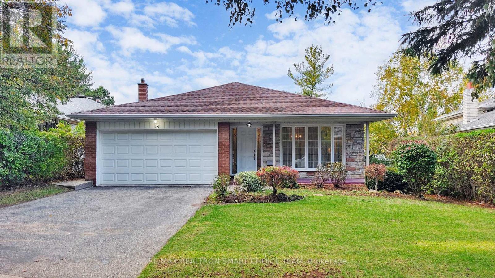 18 Brenham Crescent, Toronto, Ontario  M2M 2L1 - Photo 1 - C12477319