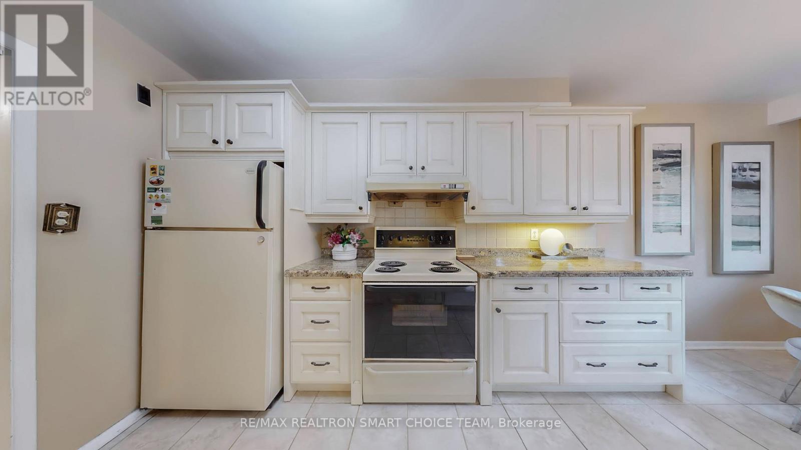 18 Brenham Crescent, Toronto, Ontario  M2M 2L1 - Photo 12 - C12477319