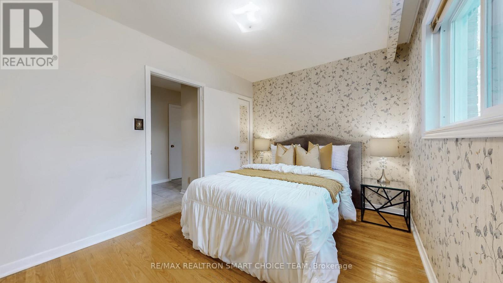18 Brenham Crescent, Toronto, Ontario  M2M 2L1 - Photo 30 - C12477319