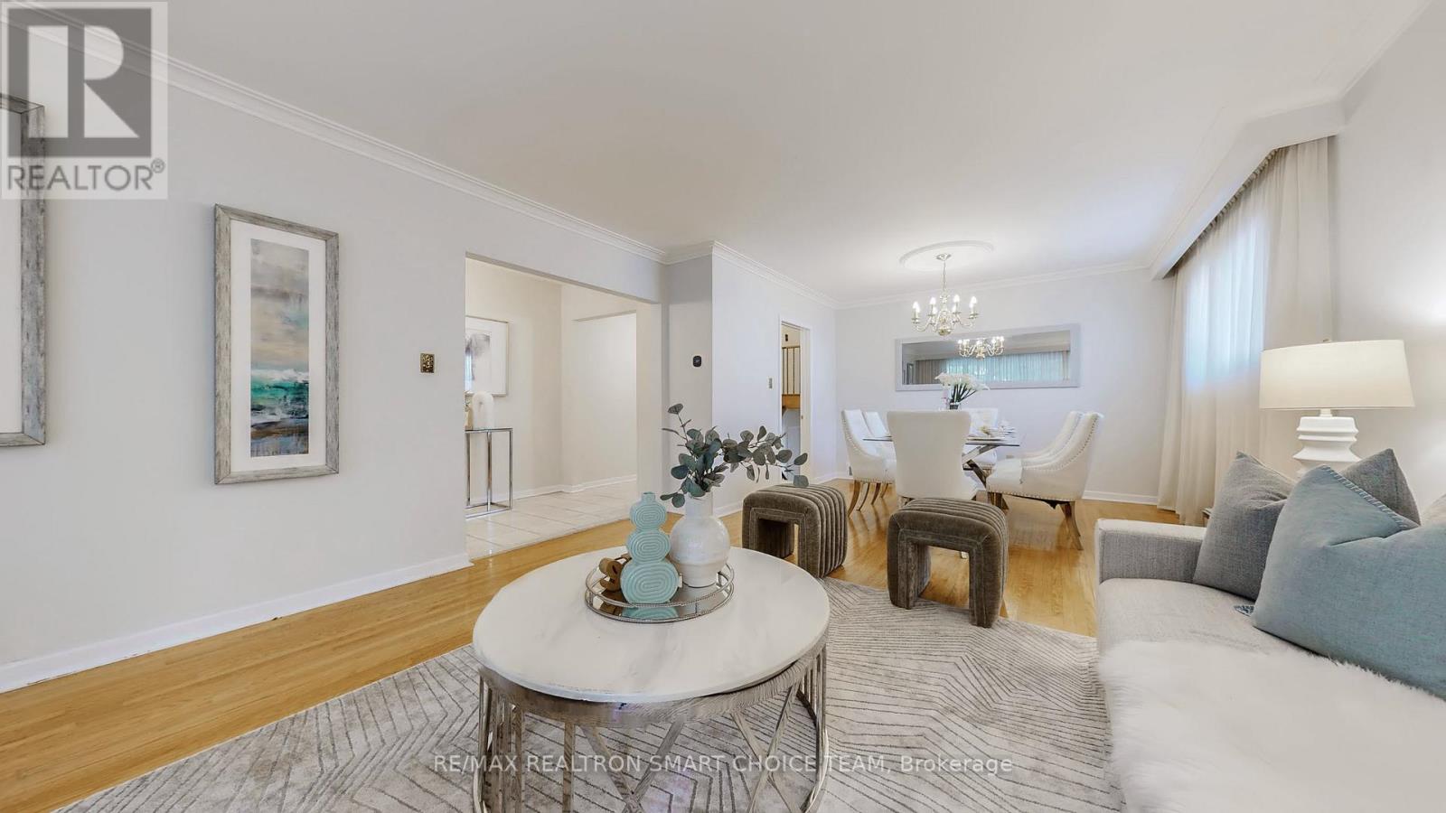 18 Brenham Crescent, Toronto, Ontario  M2M 2L1 - Photo 5 - C12477319