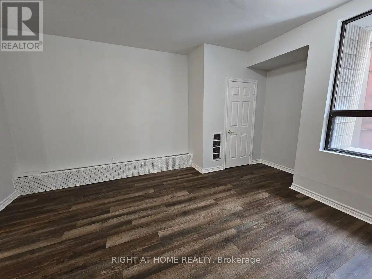 304 - 1807 Eglinton Avenue W, Toronto, Ontario  M6E 2H8 - Photo 11 - C12477338