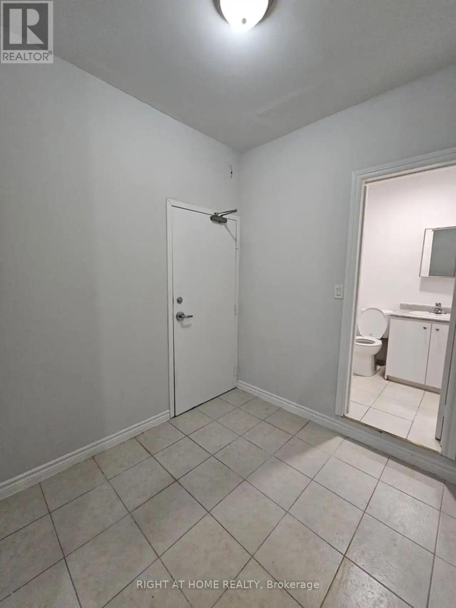 304 - 1807 Eglinton Avenue W, Toronto, Ontario  M6E 2H8 - Photo 13 - C12477338
