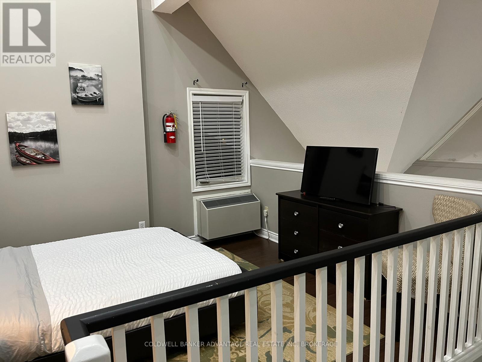 210 - 796468 Grey Road 19 Road, Blue Mountains, Ontario  L9Y 0N6 - Photo 13 - X12477397