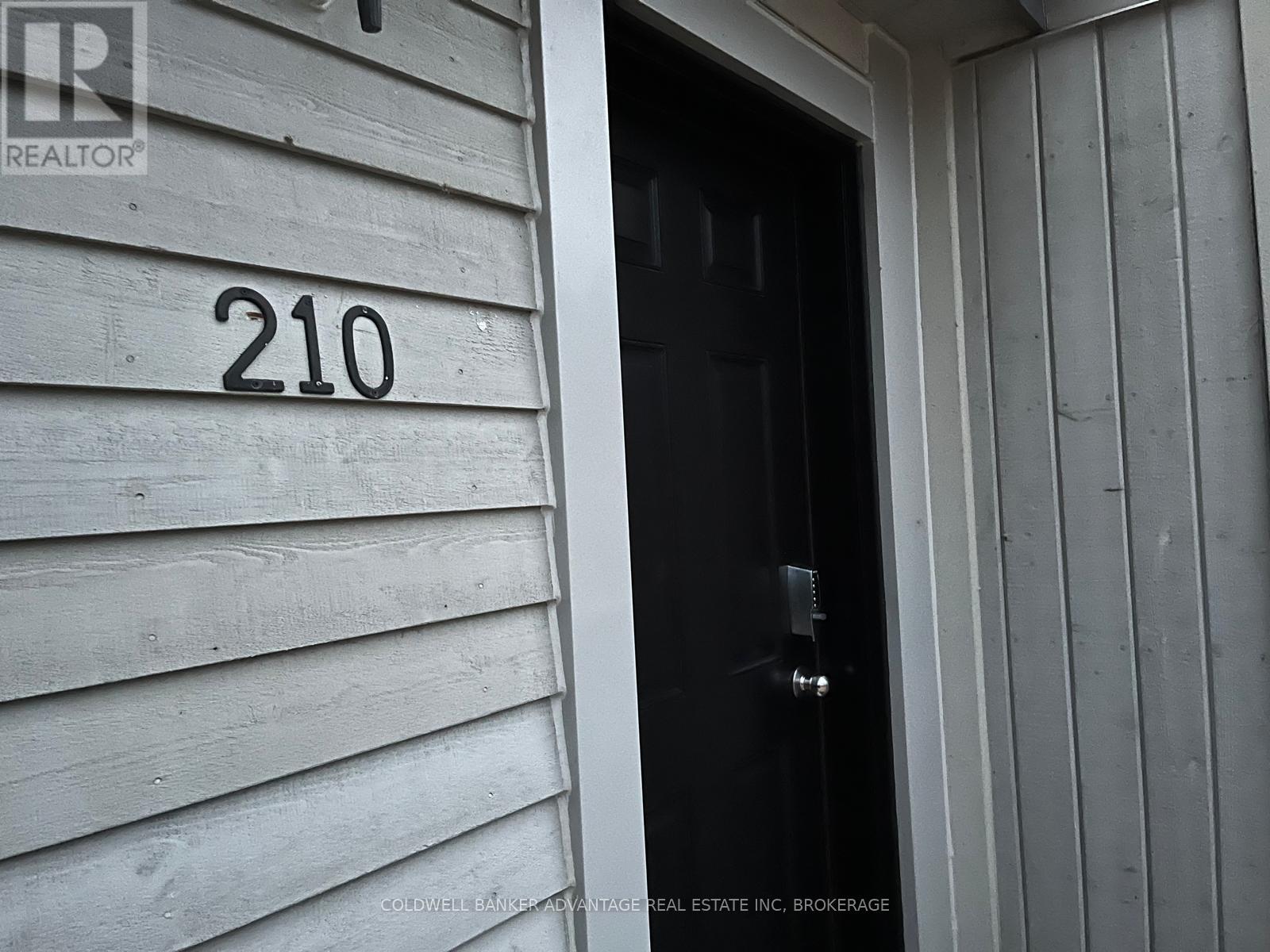 210 - 796468 Grey Road 19 Road, Blue Mountains, Ontario  L9Y 0N6 - Photo 2 - X12477397