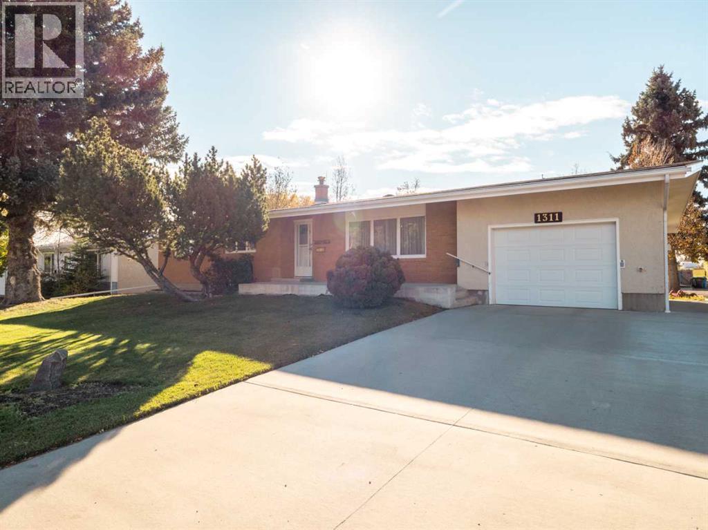 1311 23 Avenue, Coaldale, Alberta  T1M 1E1 - Photo 2 - A2265711