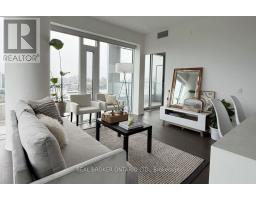 2004 - 5 SOUDAN AVENUE, Toronto, Ontario