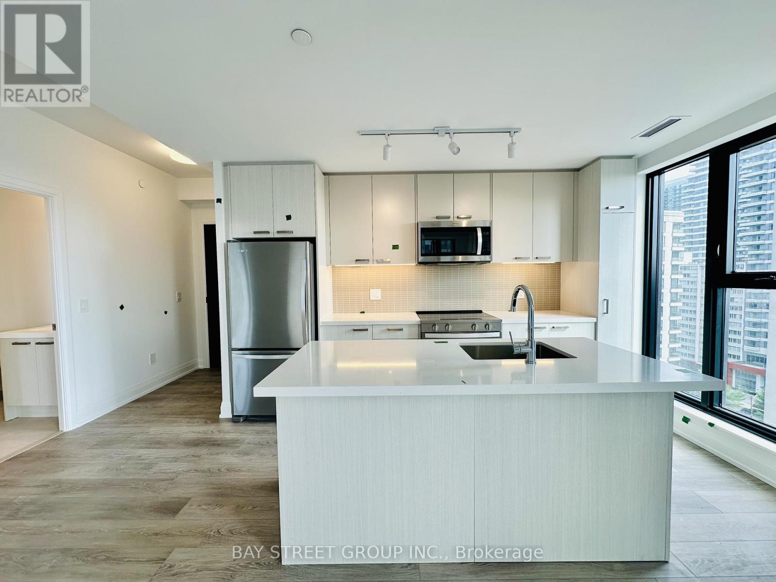 1003 - 20 Soudan Avenue, Toronto, Ontario  M4S 0E2 - Photo 4 - C12477356