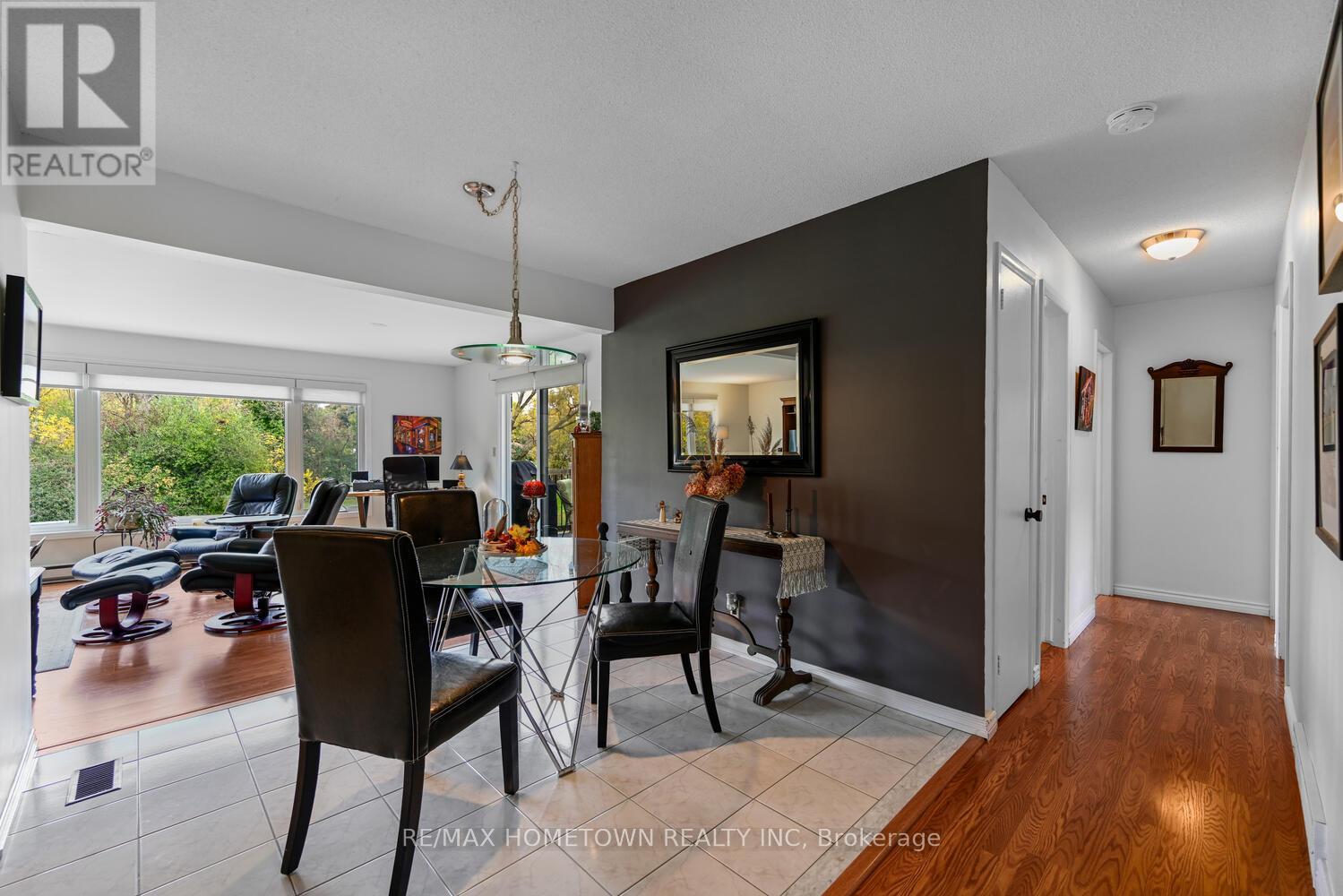 64 Brookview Place, Brockville, Ontario  K6V 4P6 - Photo 12 - X12477401