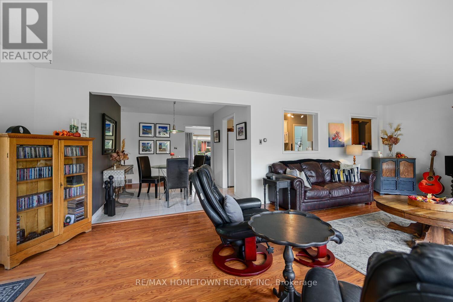 64 Brookview Place, Brockville, Ontario  K6V 4P6 - Photo 16 - X12477401