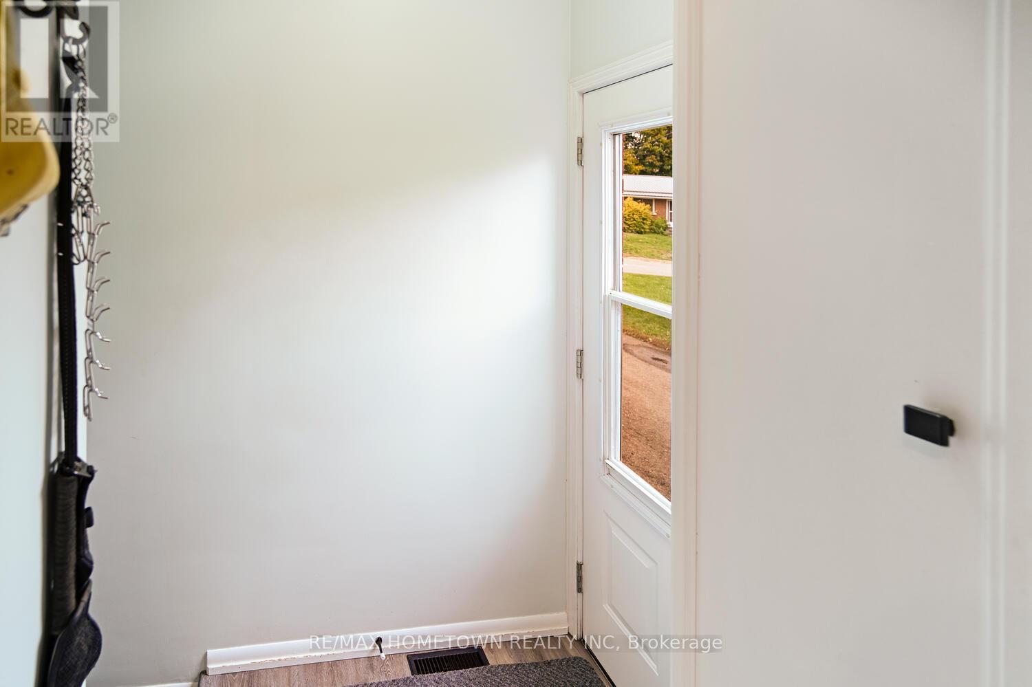 64 Brookview Place, Brockville, Ontario  K6V 4P6 - Photo 26 - X12477401