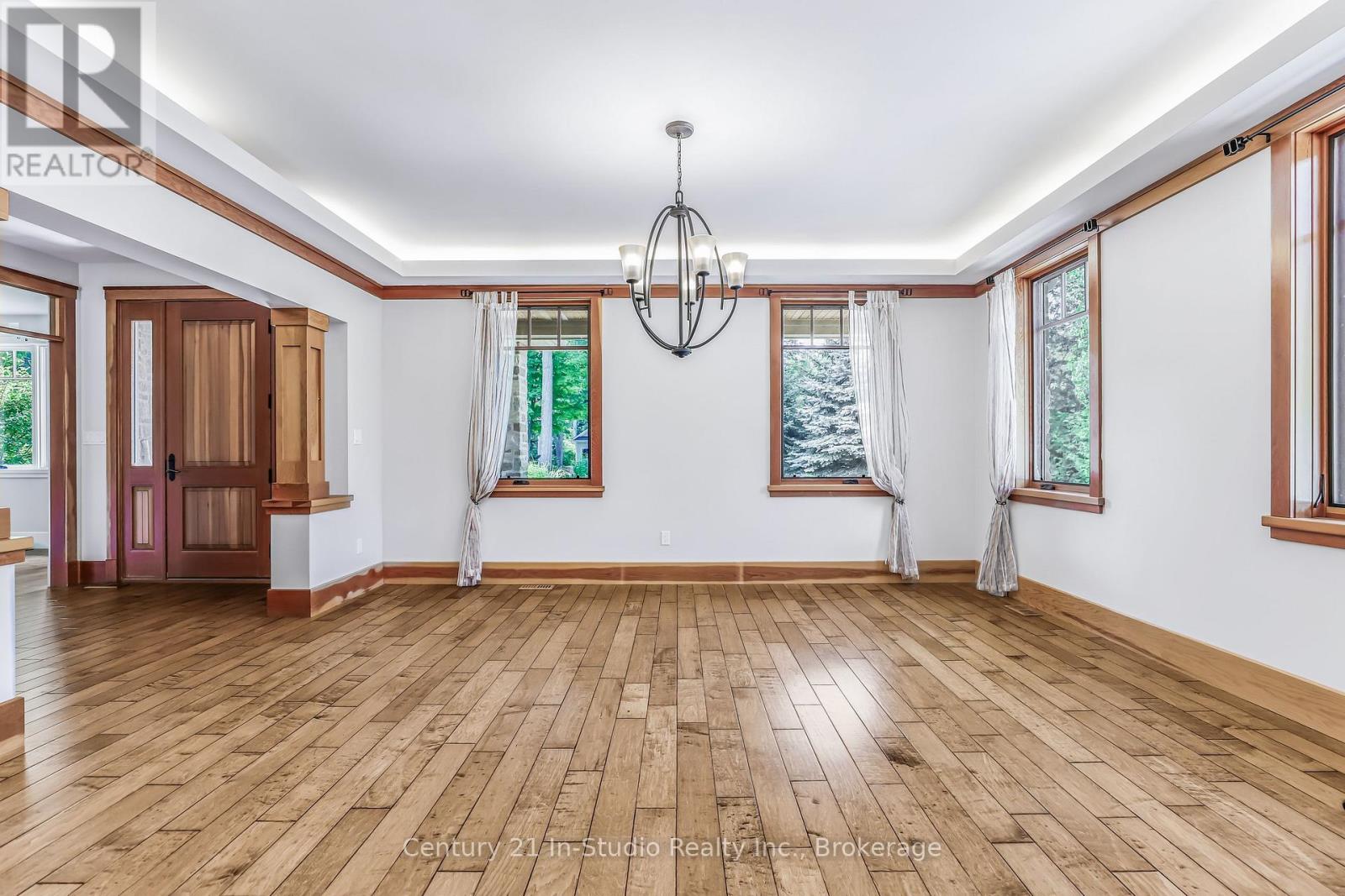 27 Carter Drive, Saugeen Shores, Ontario  N0H 2C6 - Photo 15 - X12477377